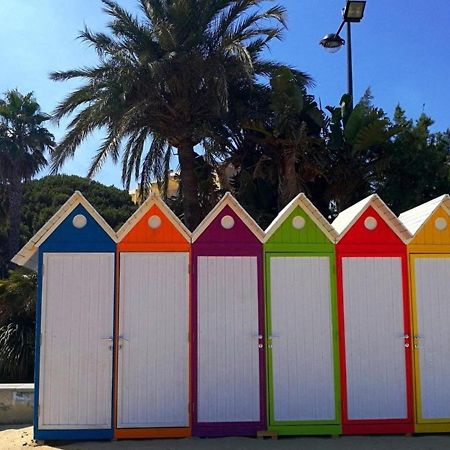 לה לבאנדו Studio Sur Plage Cavaliere Avec Terrasse, 1Er Etage, 2 Couchages - Fr-1-251-80 מראה חיצוני תמונה