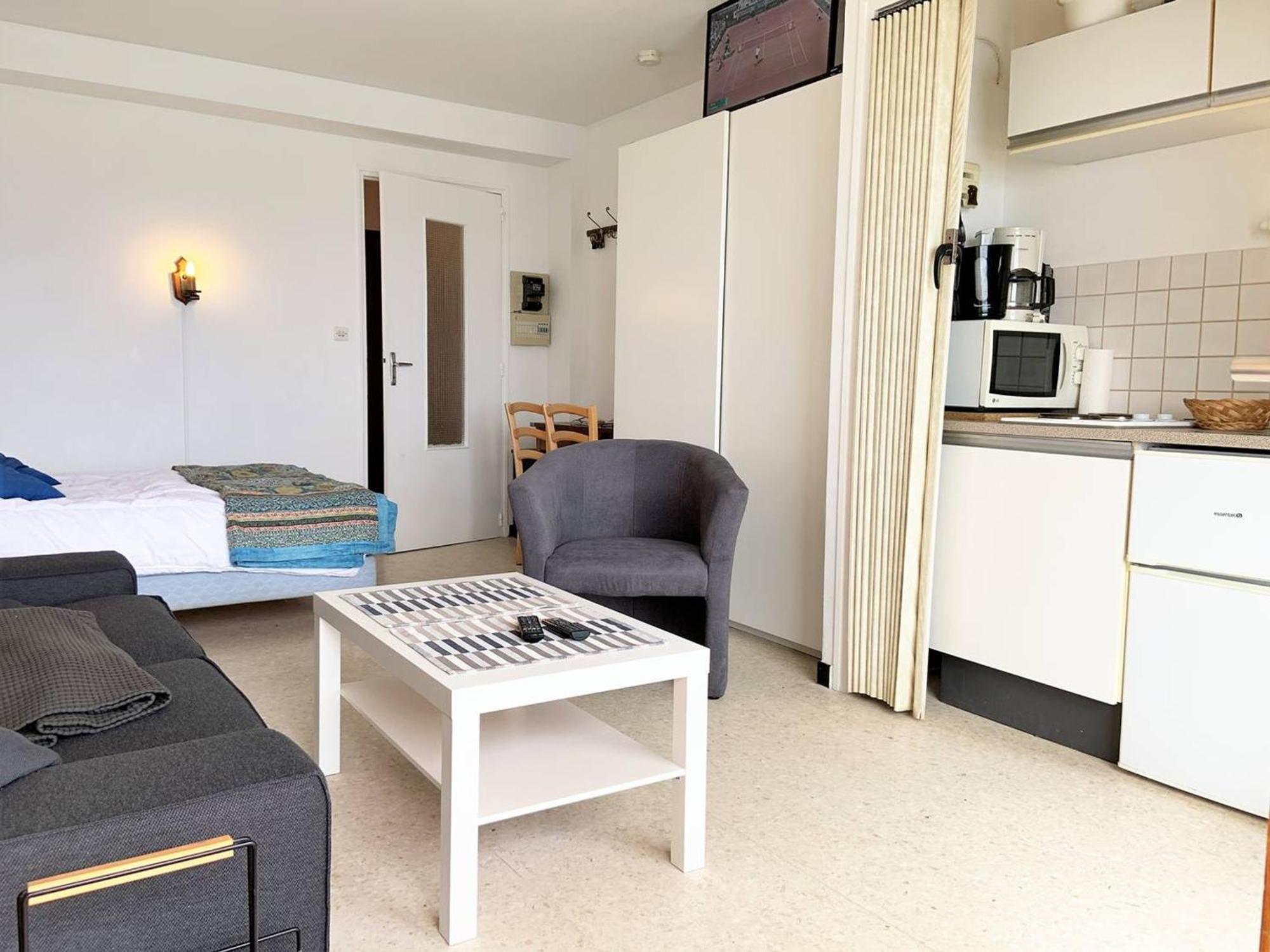 לה לבאנדו Studio Sur Plage Cavaliere Avec Terrasse, 1Er Etage, 2 Couchages - Fr-1-251-80 מראה חיצוני תמונה